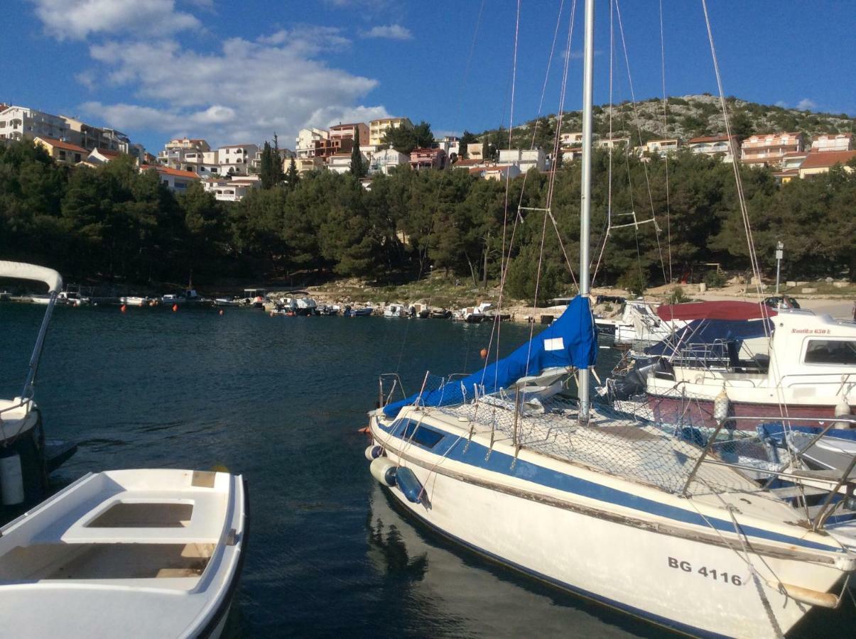 The Sea Cottage Apartments Drage Bagian luar foto