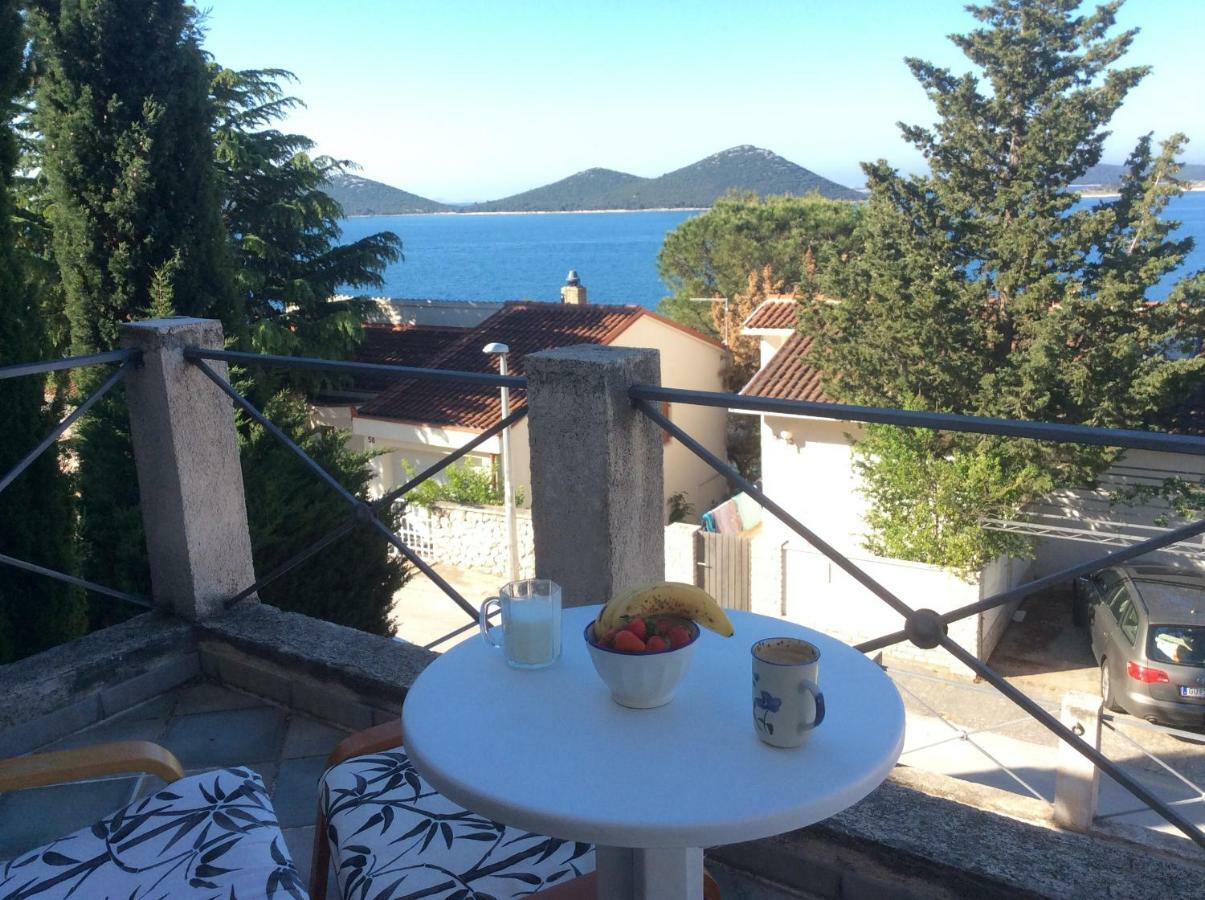 The Sea Cottage Apartments Drage Bagian luar foto